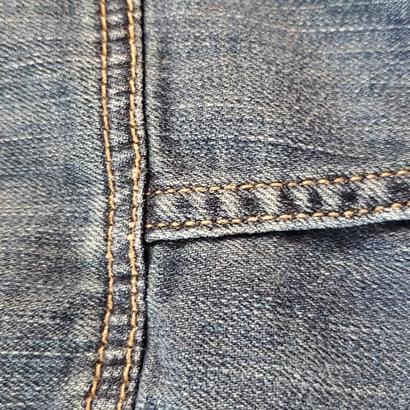 American Eagle Perfect Fitted Dark Denim Jacket - Picture 7 of 7